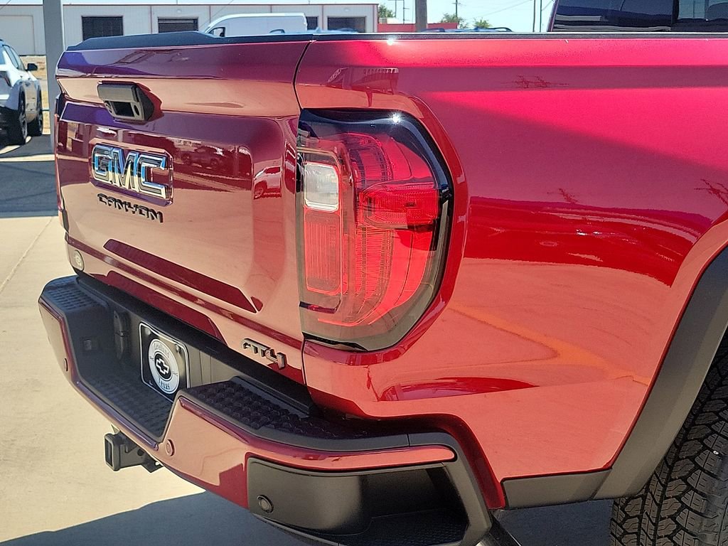 2026 GMC Canyon AT4 - Photo 11