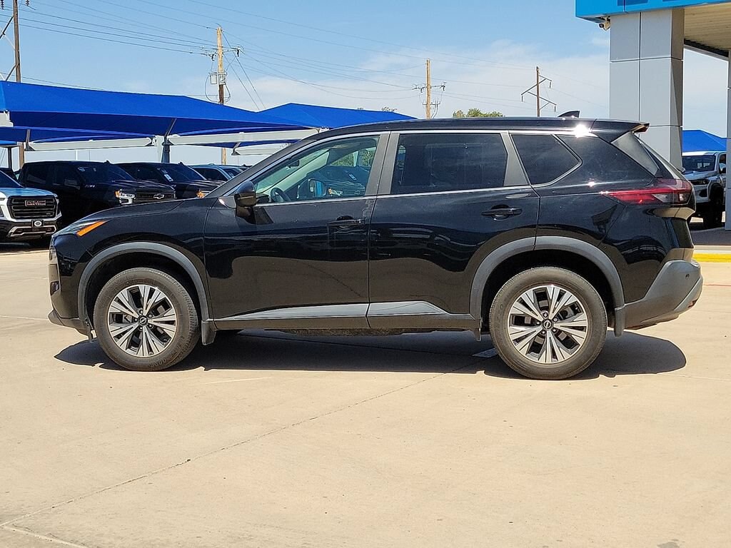 Used 2023 Nissan Rogue SV