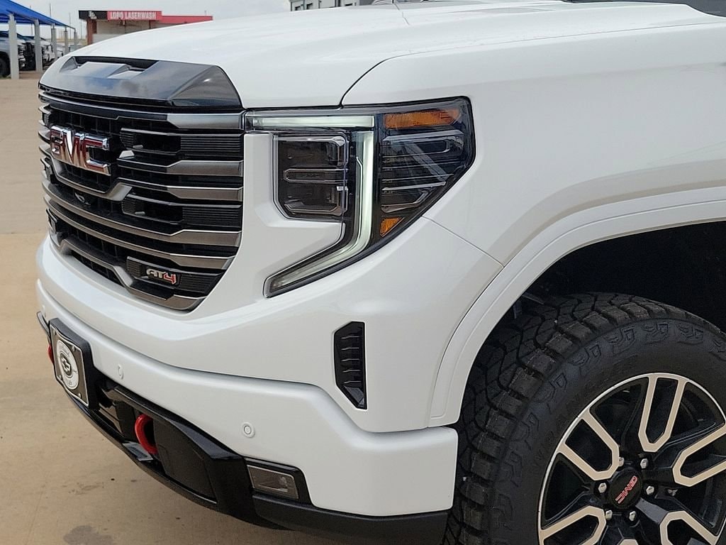 2026 GMC Sierra 1500 AT4 - Photo 10