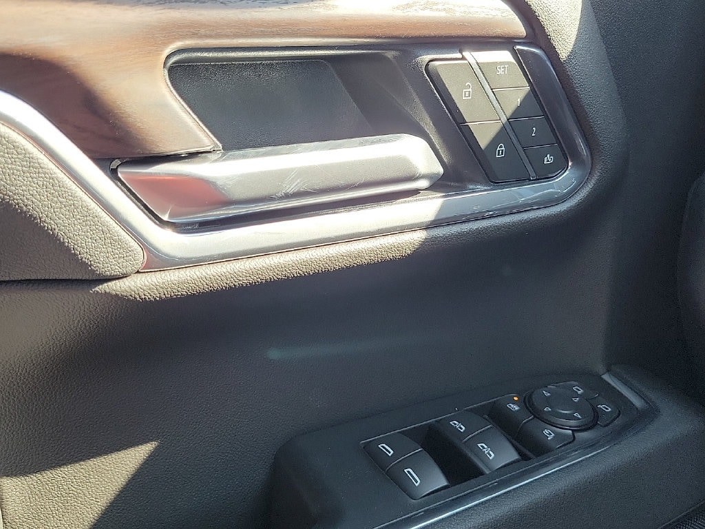 2026 GMC Sierra 1500 SLT - Photo 29