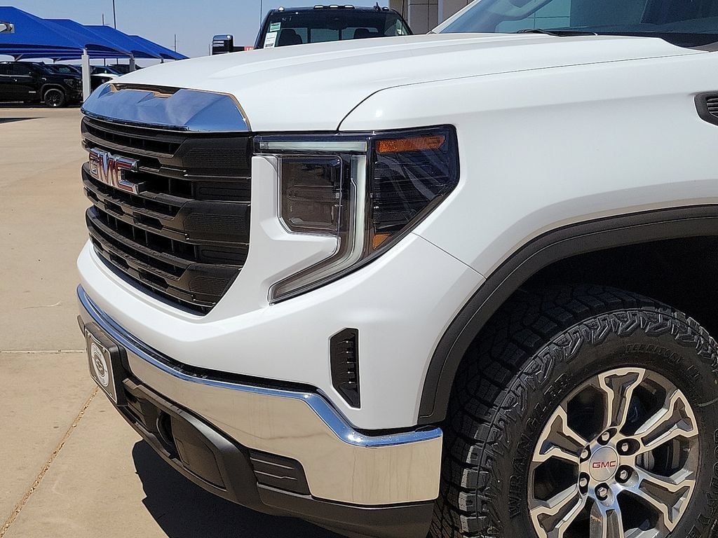 2026 GMC Sierra 1500 Pro - Photo 13
