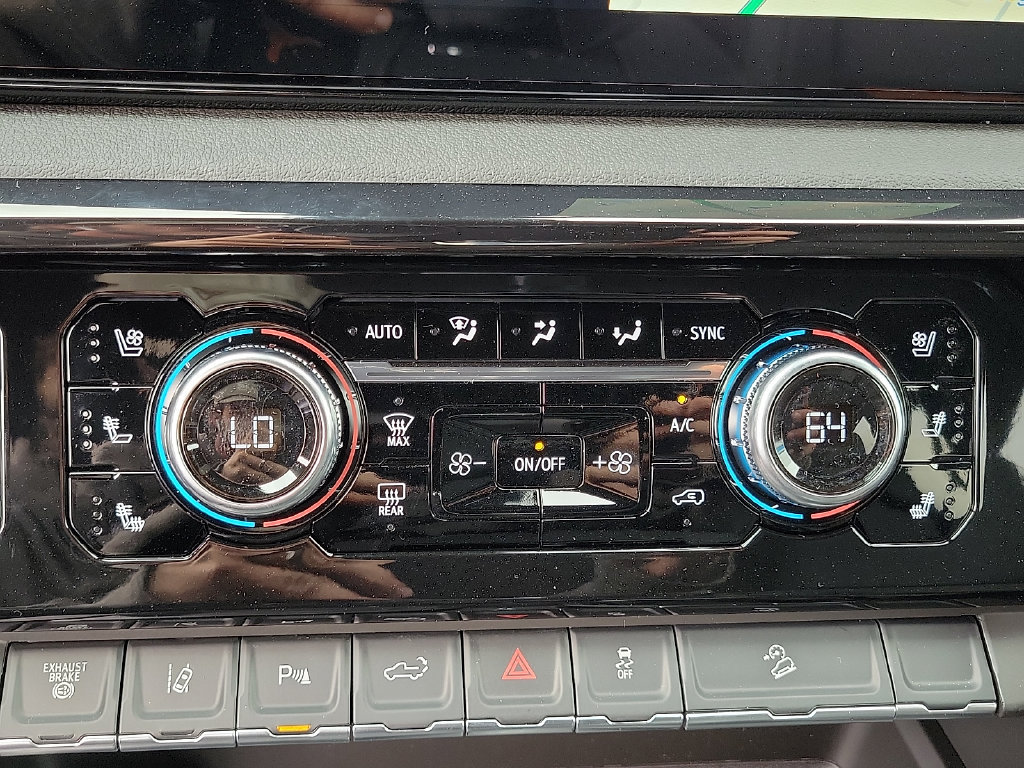 2026 GMC Sierra 2500HD AT4 - Photo 22