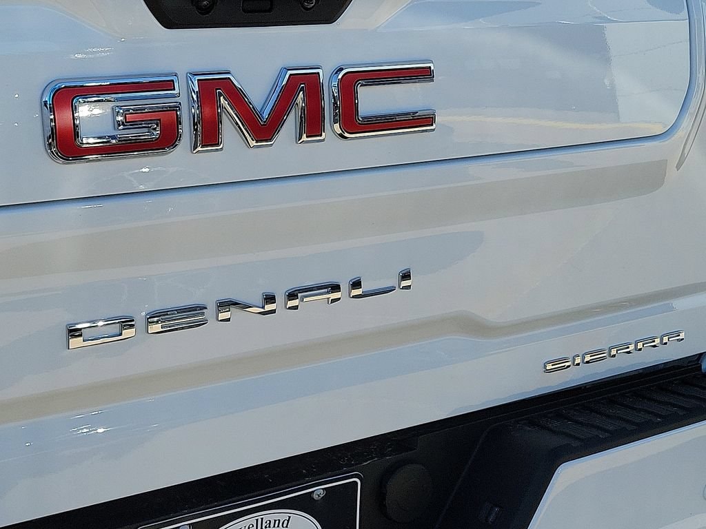 2026 GMC Sierra 3500HD Denali - Photo 16