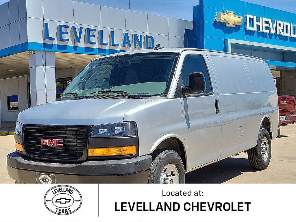 2025 GMC Savana 2500's photo