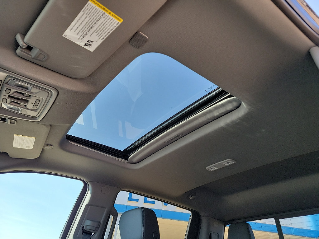 2026 GMC Sierra 1500 SLT - Photo 17