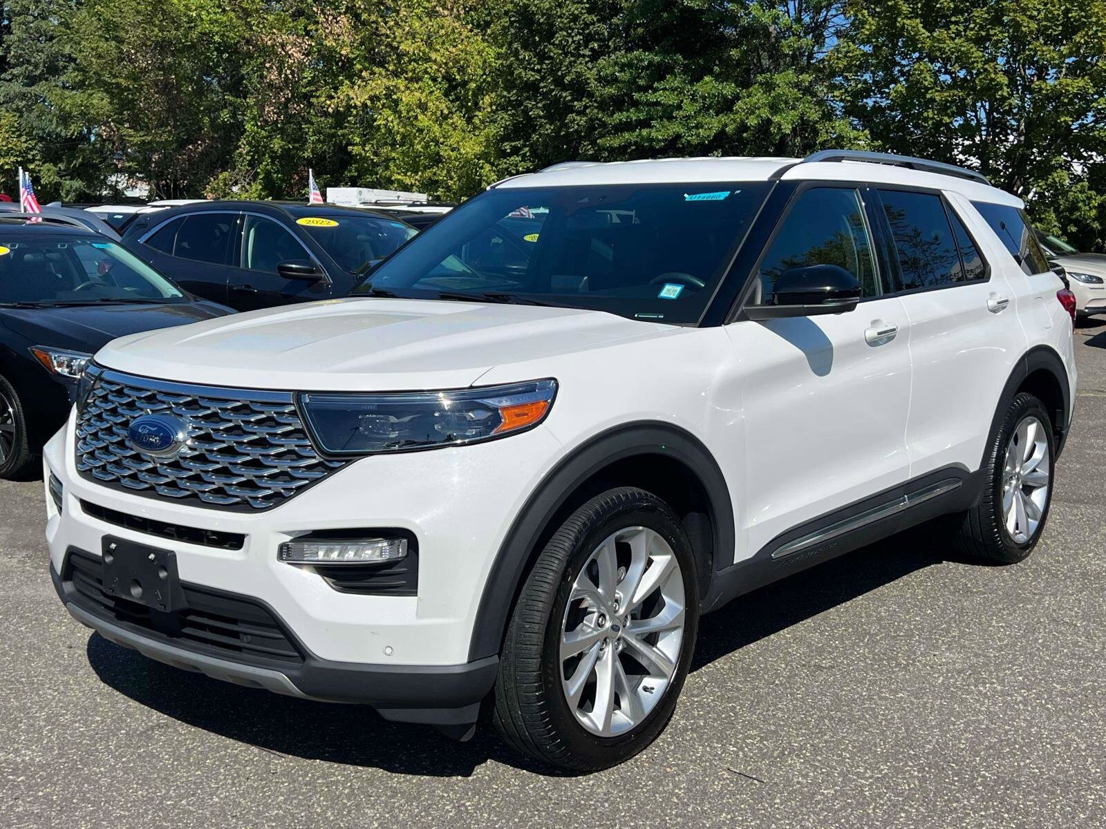 2023 Ford Explorer Platinum photo 3