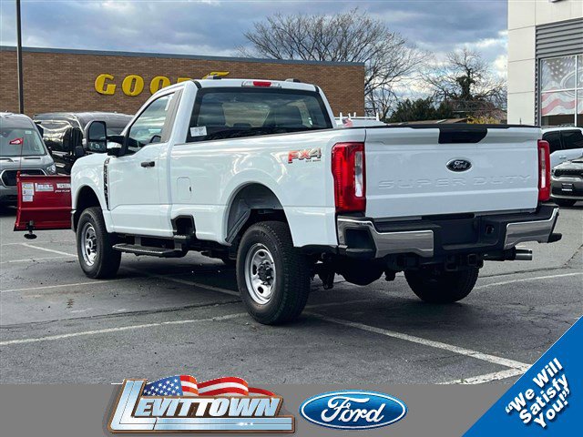 2025 Ford F-250 XL photo 2