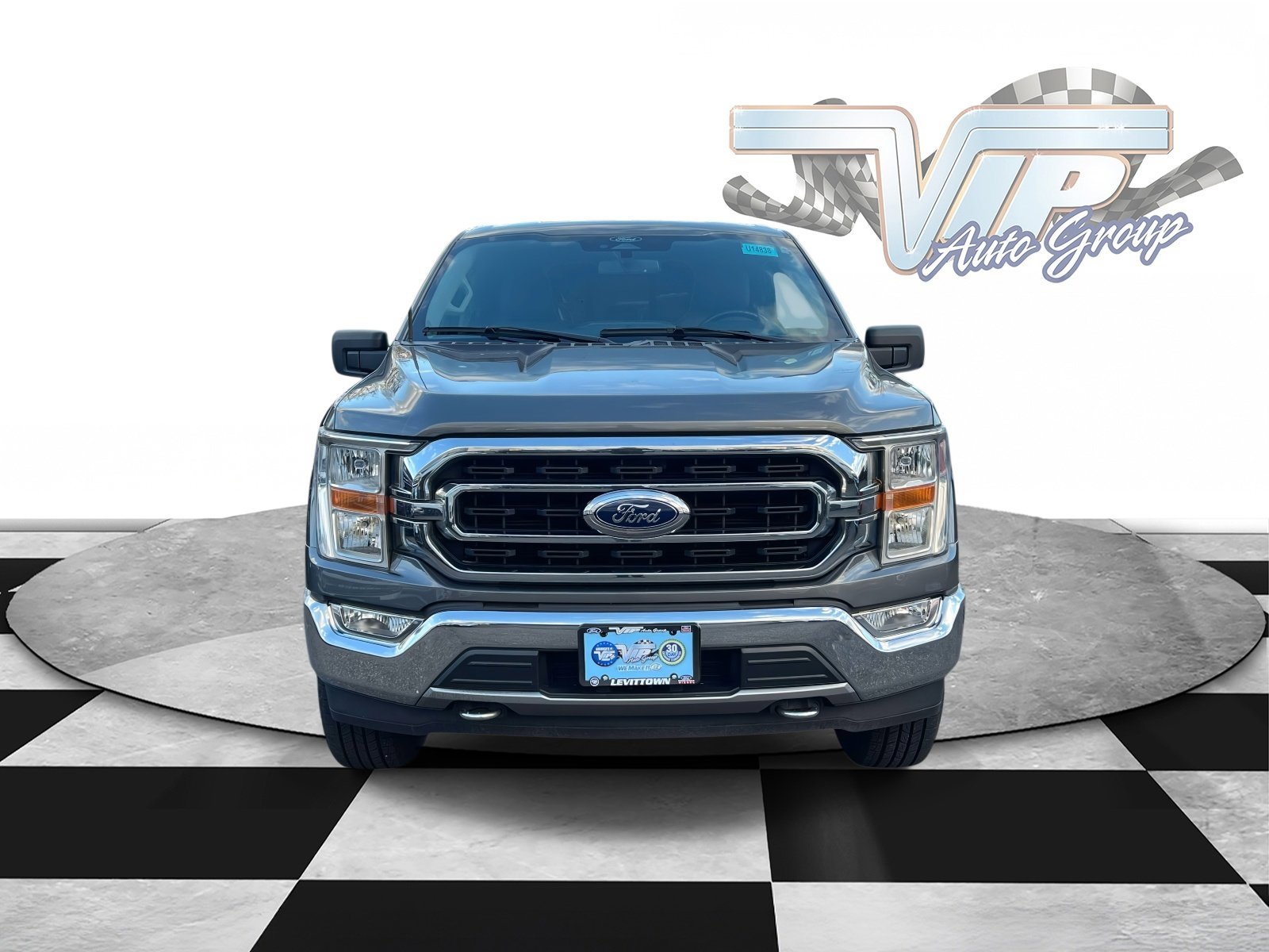 2021 Ford F-150 XLT photo 2