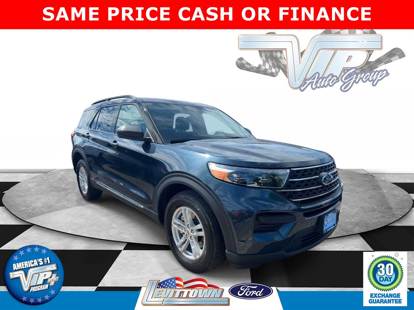 2023 Ford Explorer XLT 4WD's photo