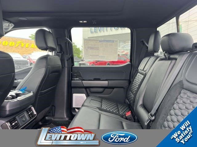 2025 Ford F-150 Lariat - Photo 10