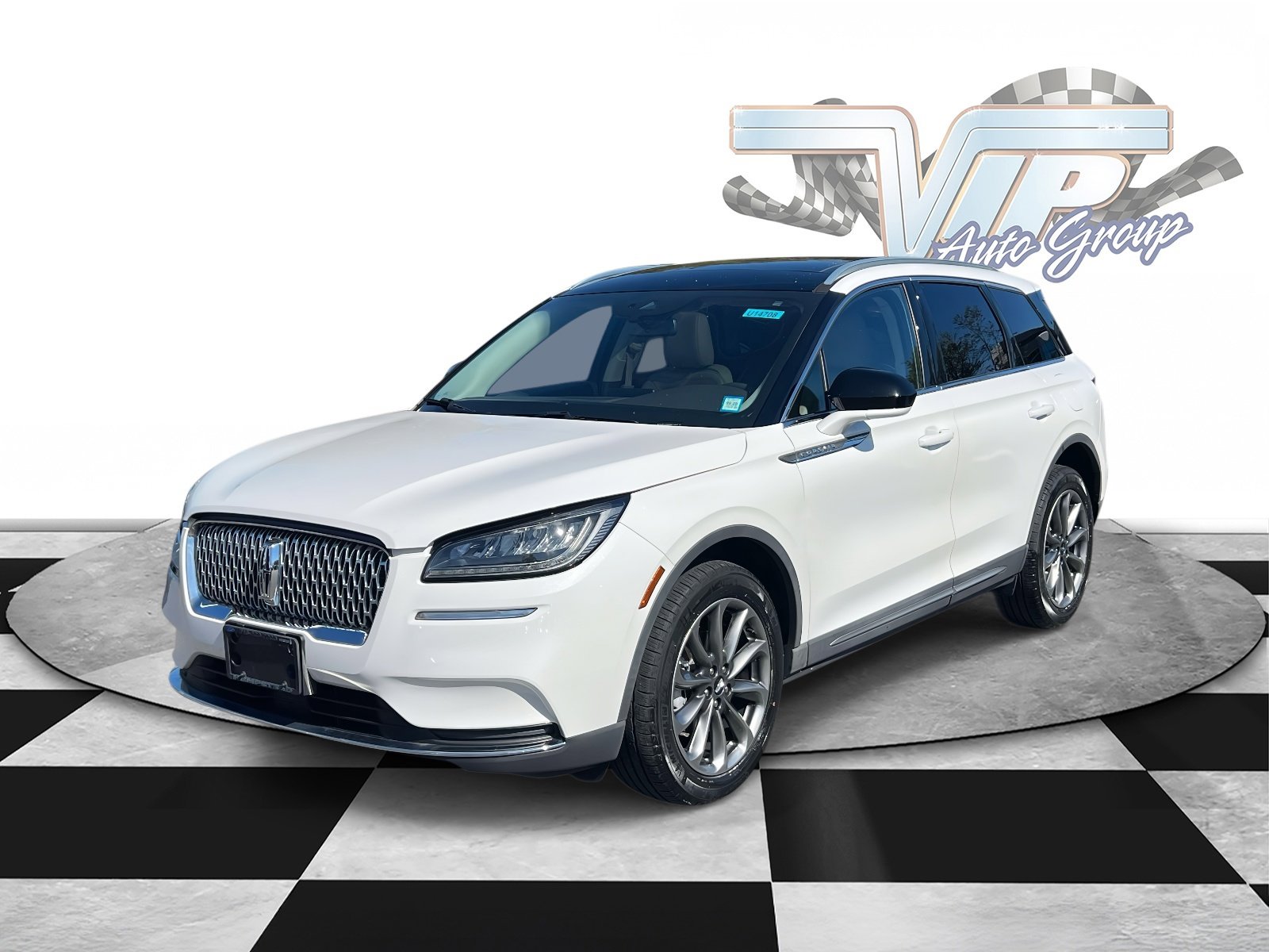 2021 Lincoln Corsair Standard photo 3