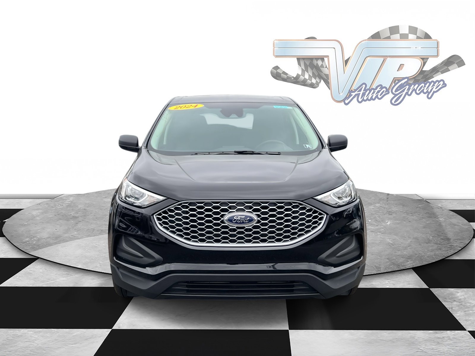 2024 Ford Edge SE photo 2