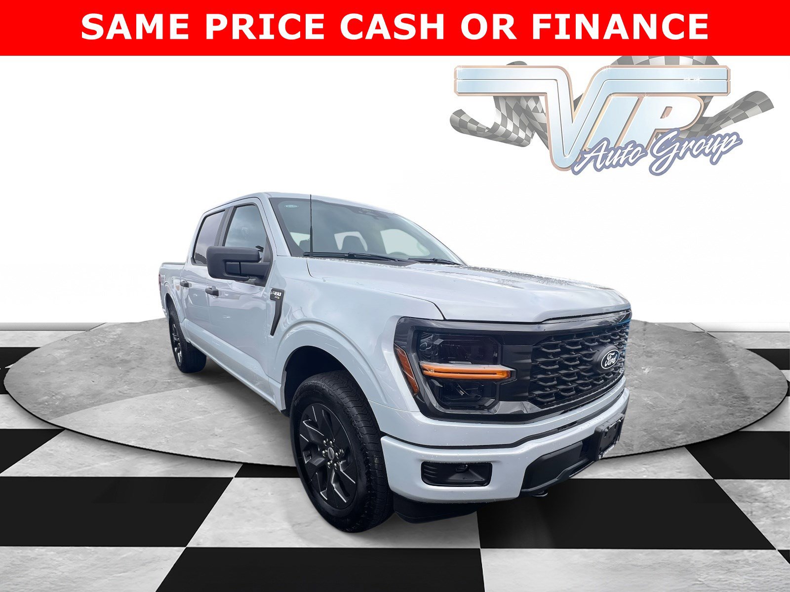 2025 Ford F-150 STX 4WD SuperCrew 5.5 Box 