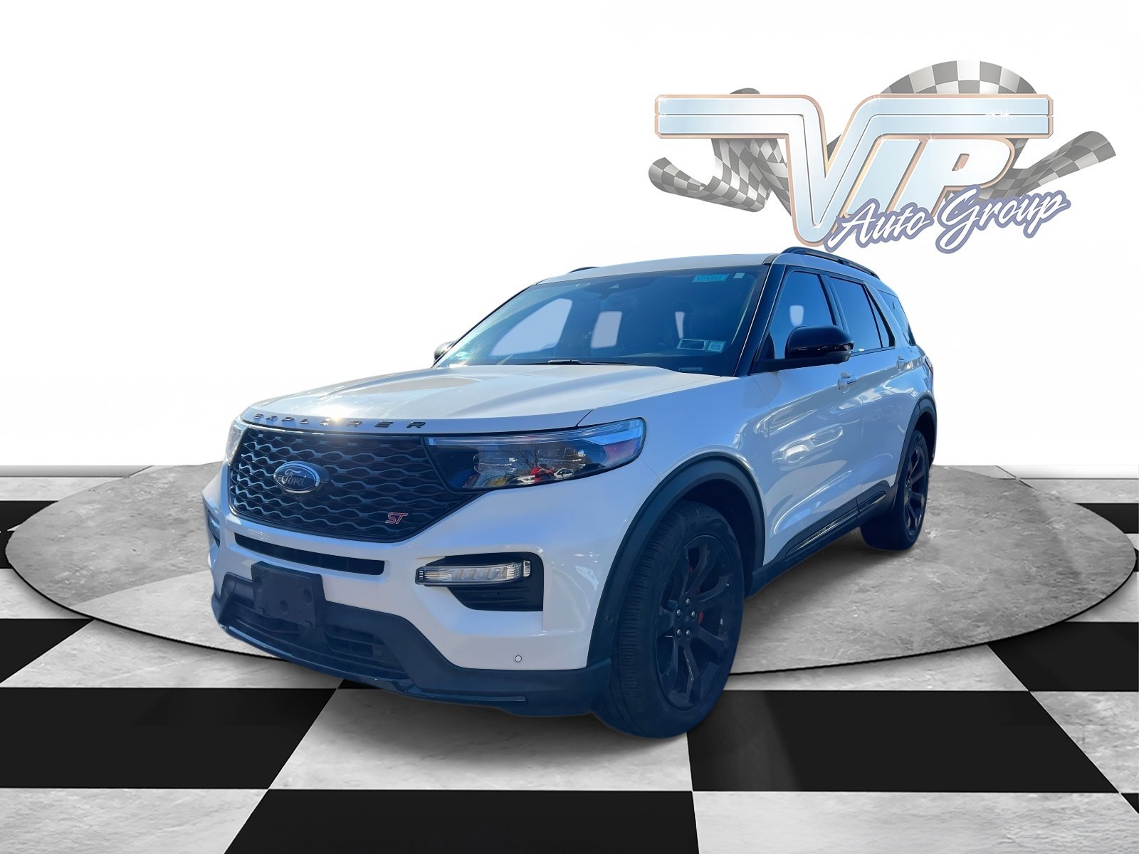 2022 Ford Explorer ST photo 2