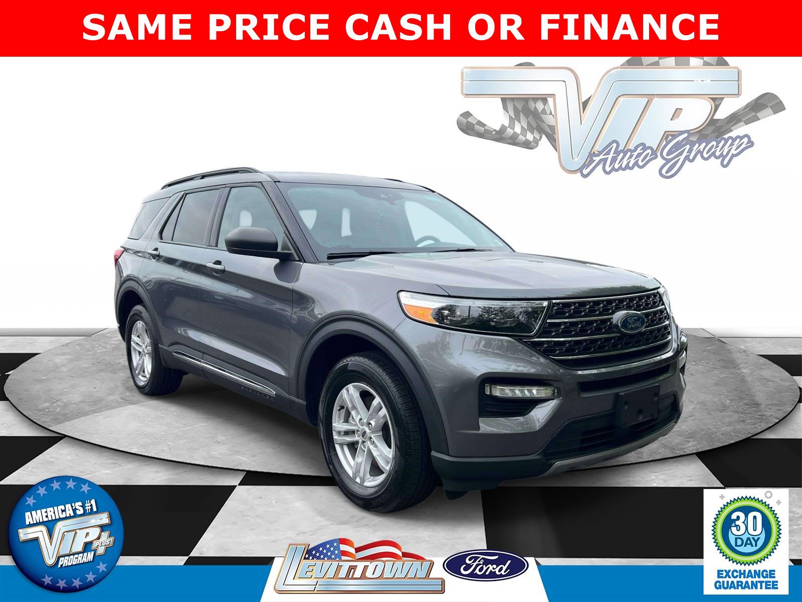 2023 Ford Explorer XLT 4WD's photo