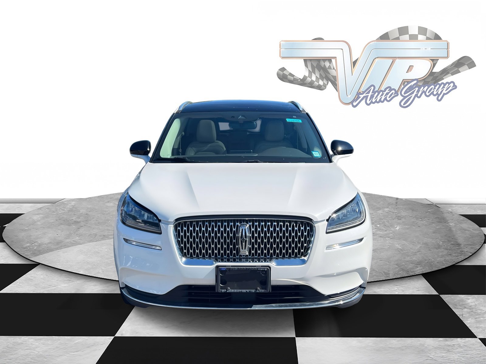 2021 Lincoln Corsair Standard photo 2