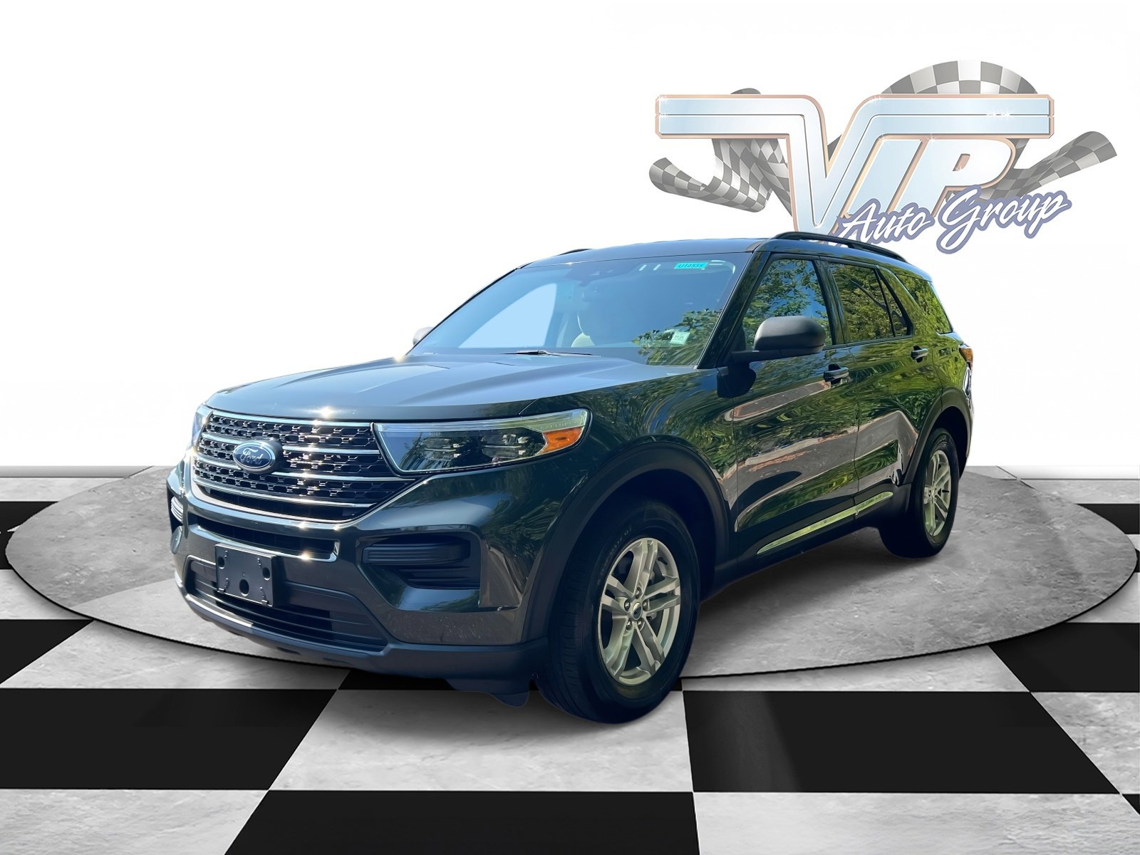 2022 Ford Explorer XLT photo 3
