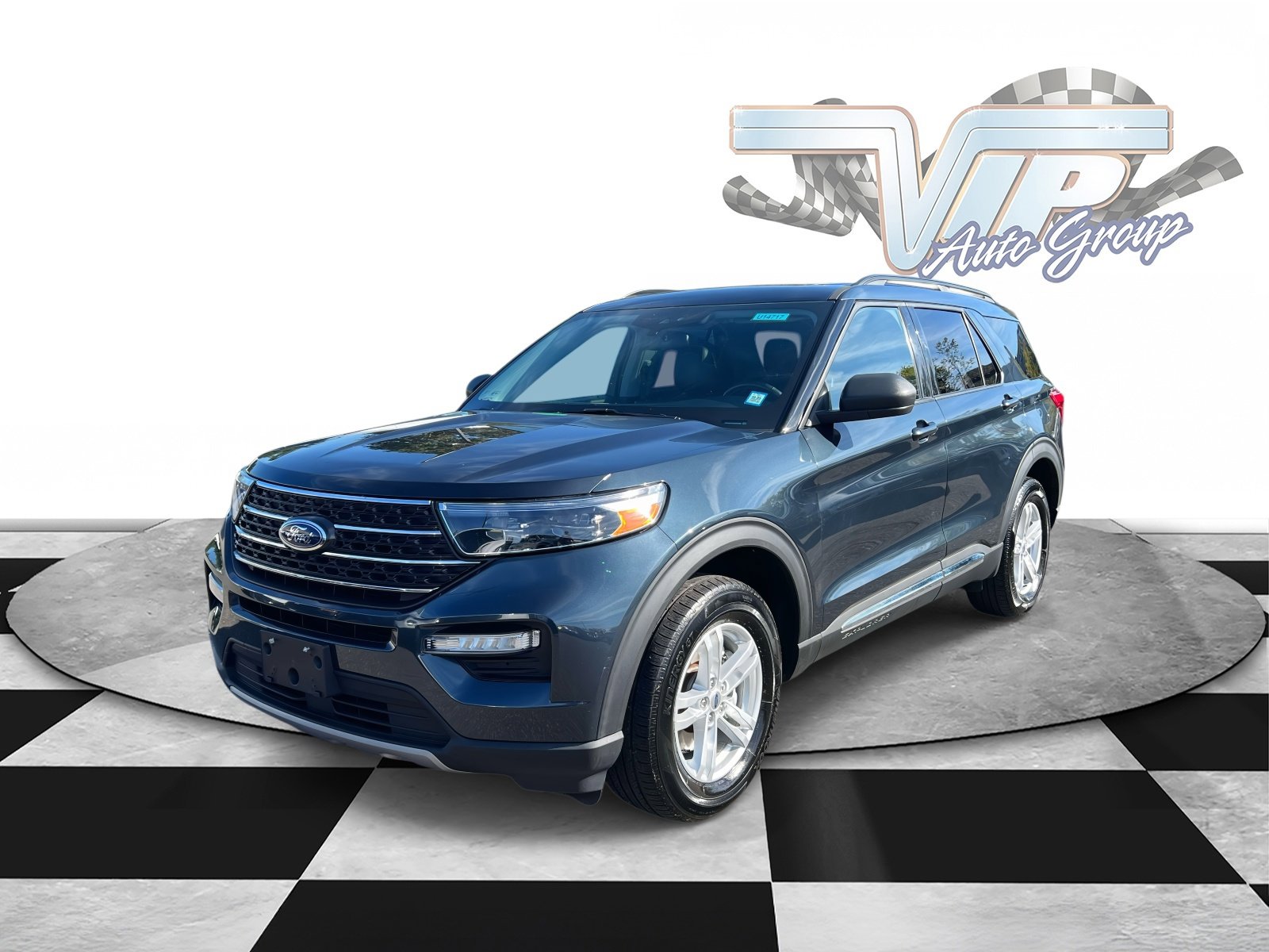 2022 Ford Explorer XLT photo 3
