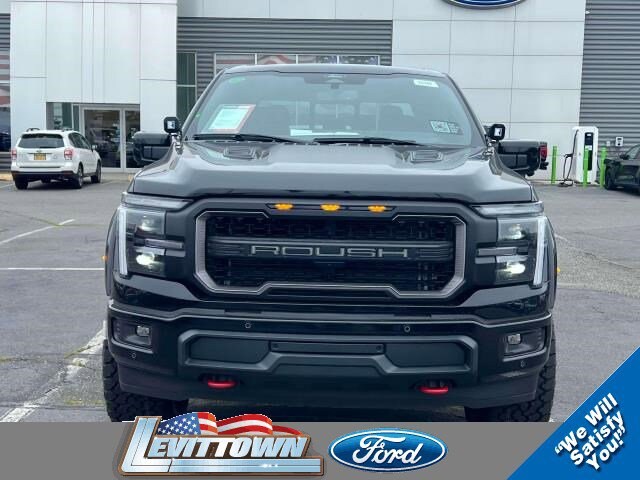 2025 Ford F-150 Lariat photo 2