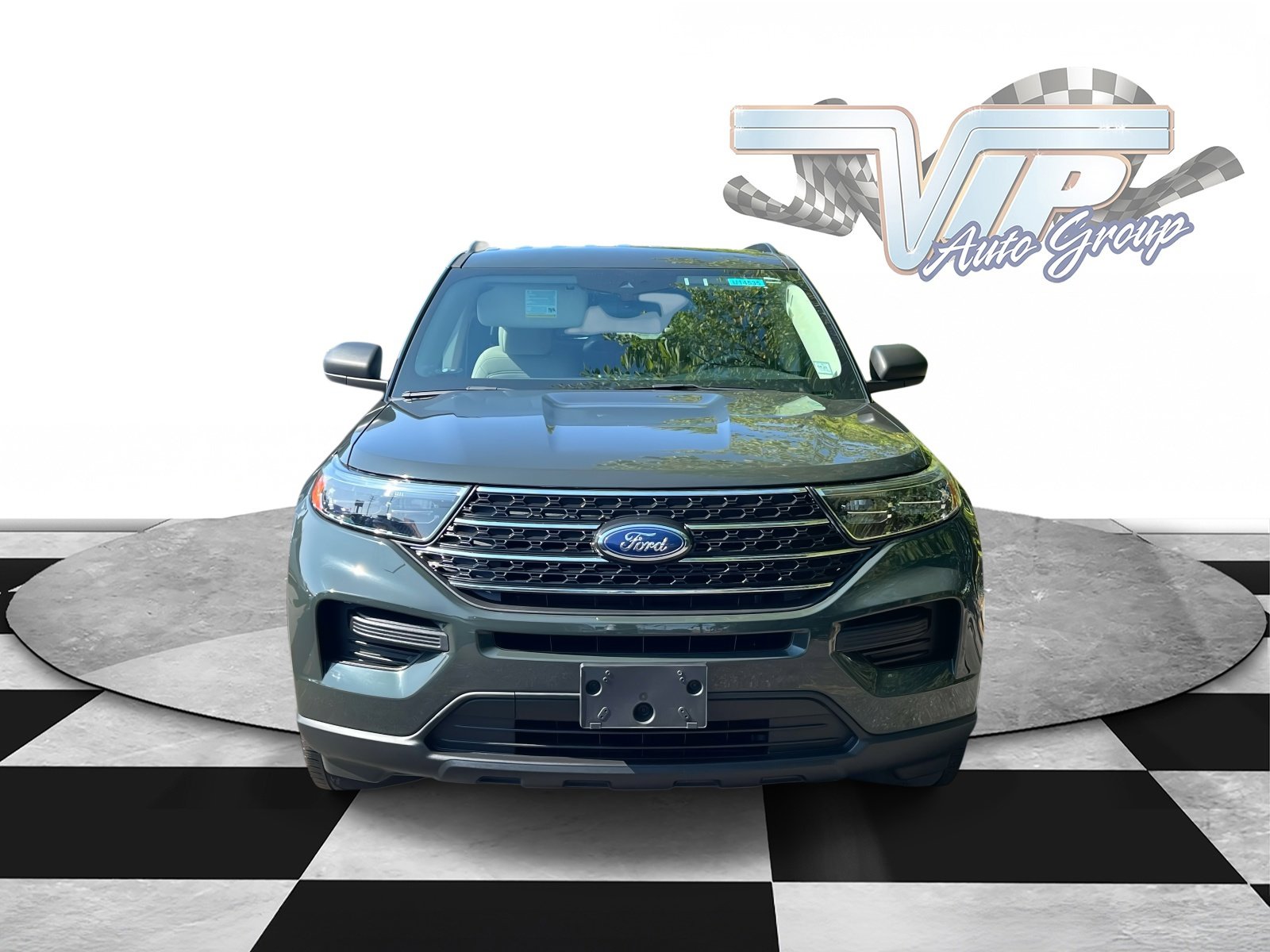 2022 Ford Explorer XLT photo 2