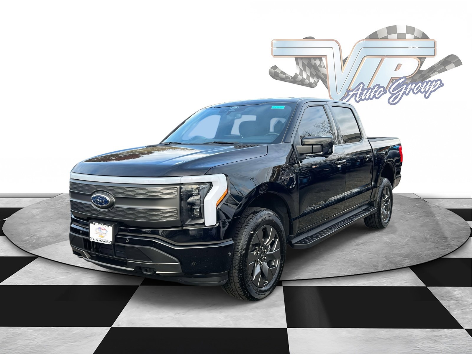 2022 Ford F-150 Lariat photo 2