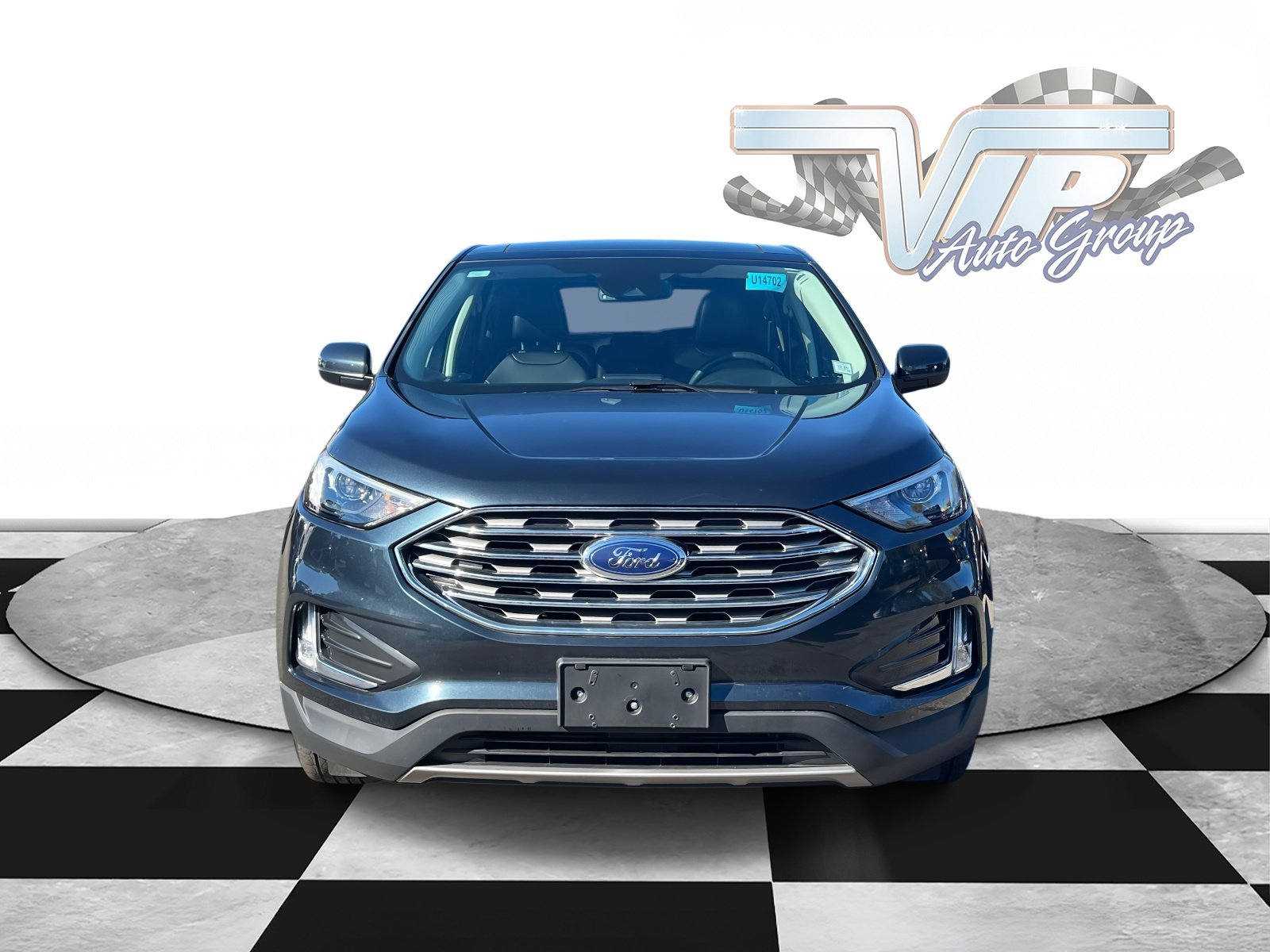 2022 Ford Edge SEL photo 2