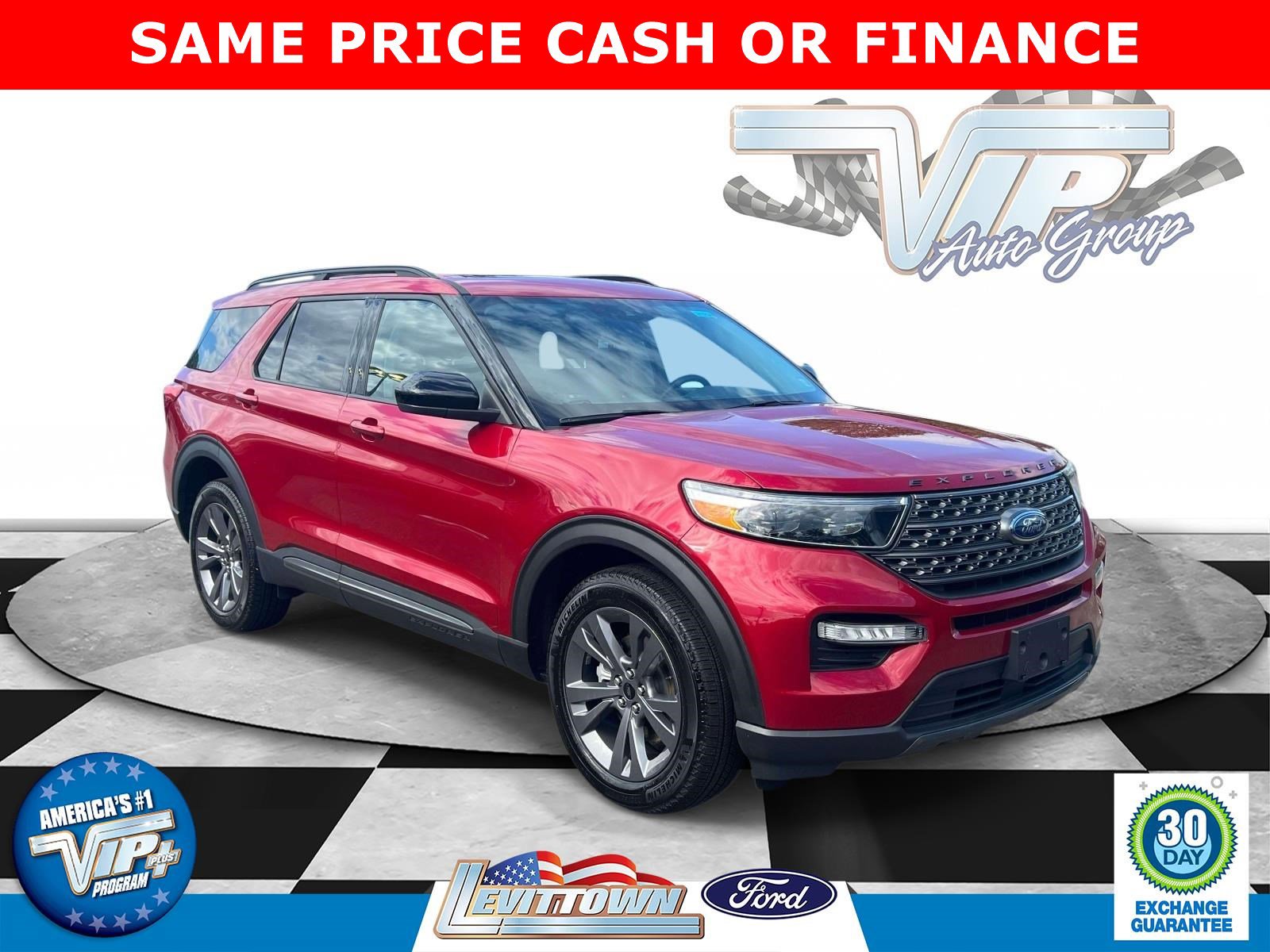 2022 Ford Explorer XLT 4WD's photo