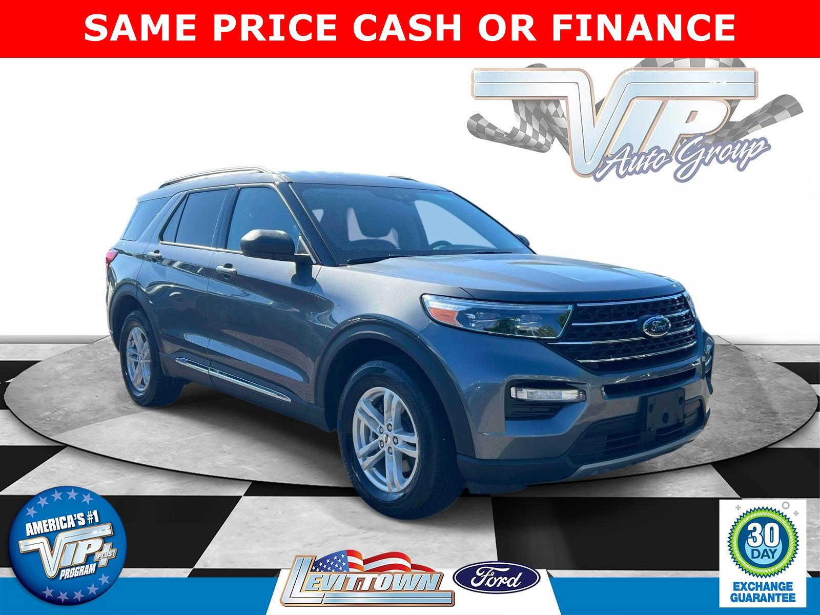 2023 Ford Explorer XLT 4WD's photo