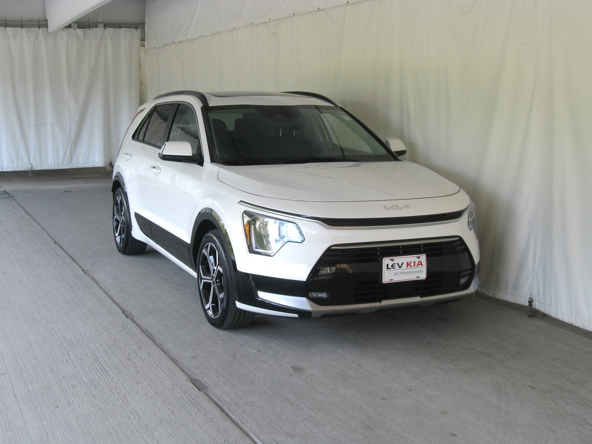 2023 Kia Niro EX Touring