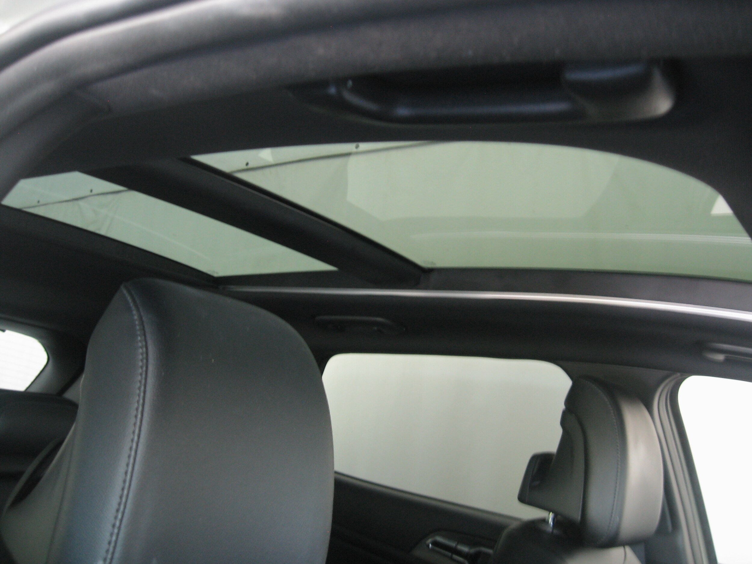 2023 Kia Sportage X-Line photo 3