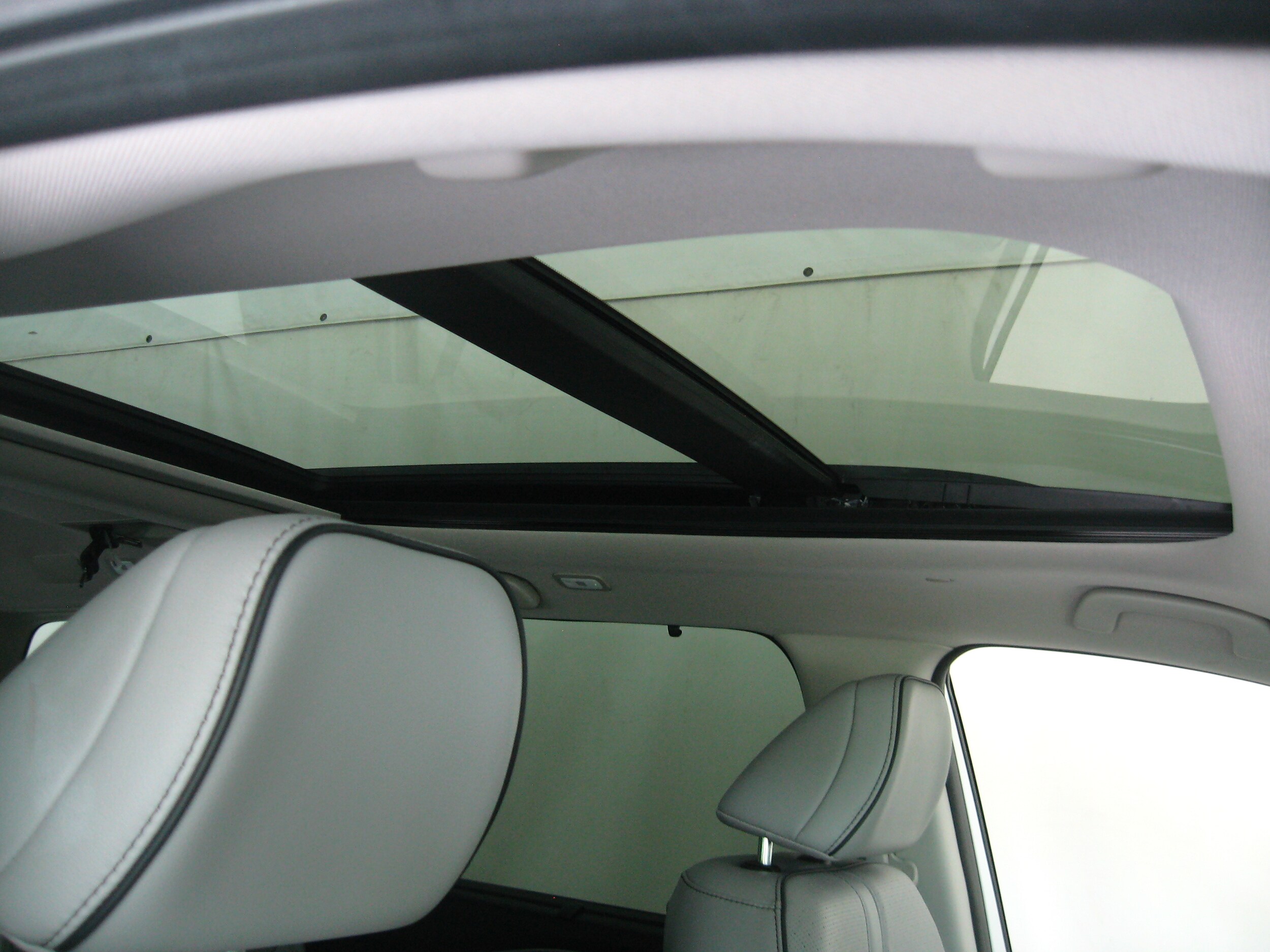 2023 Honda Pilot Elite photo 3