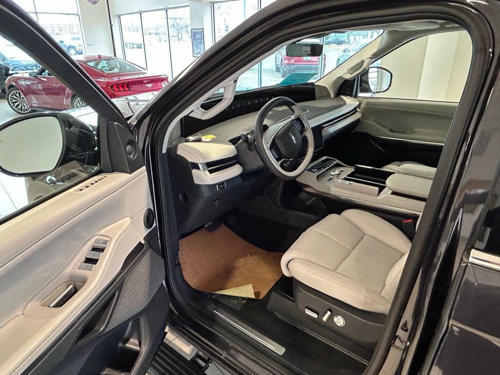 2025 Lincoln Navigator Reserve L - Photo 16