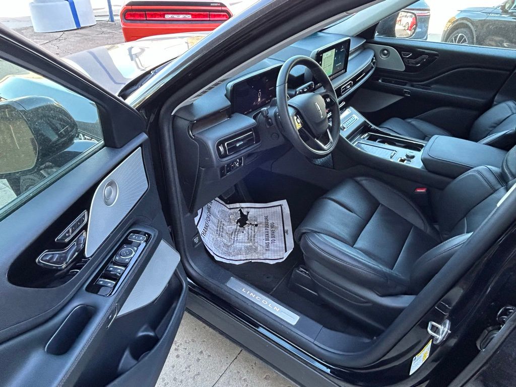 2025 Lincoln Aviator Reserve - Photo 17