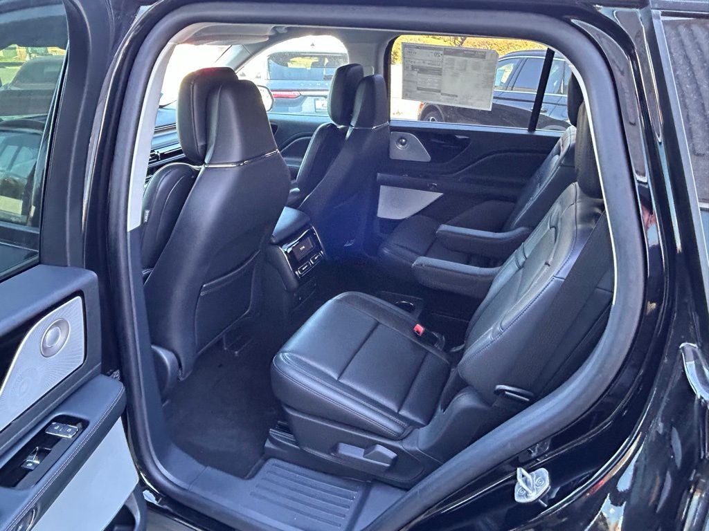 2025 Lincoln Aviator Reserve - Photo 15