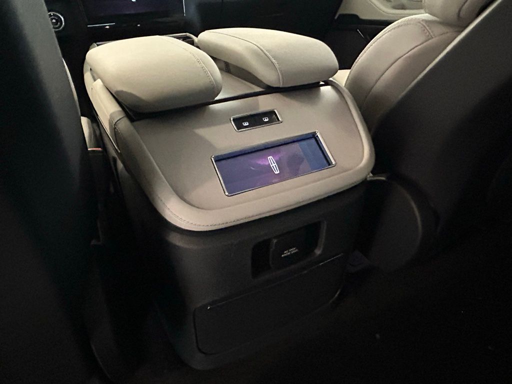 2025 Lincoln Navigator Reserve L - Photo 15