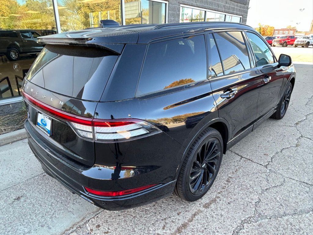 2025 Lincoln Aviator Reserve - Photo 11