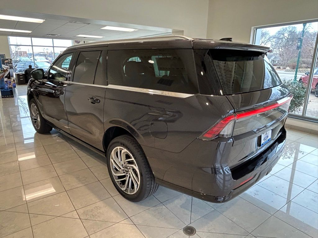 2025 Lincoln Navigator Reserve L - Photo 12
