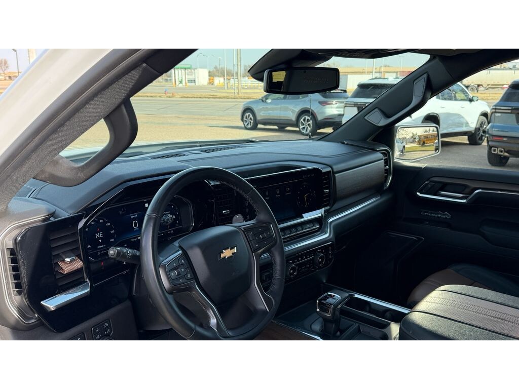 Used 2023 Chevrolet Silverado High Country Crew Cab