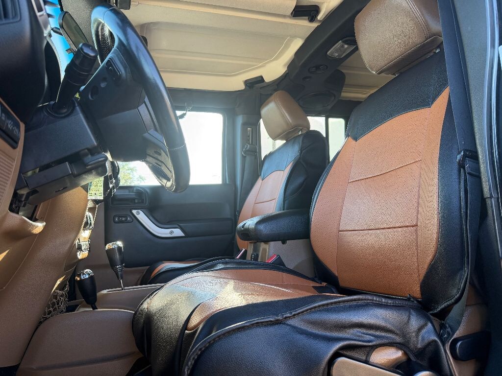 Used 2011 Jeep Wrangler Unlimited Rubicon SUV