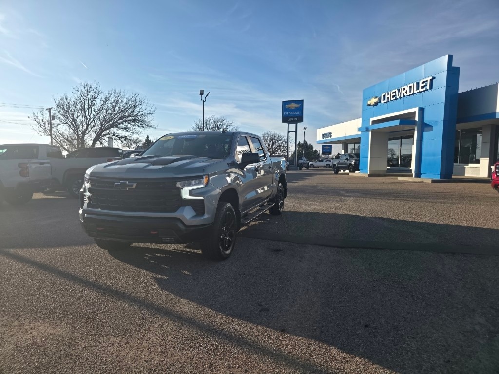 Used 2025 Chevrolet Silverado LT Trail Boss Crew Cab