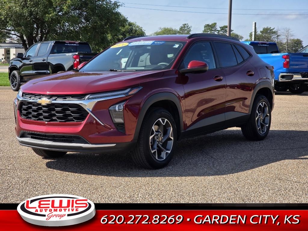 Used 2024 Chevrolet Trax LT SUV