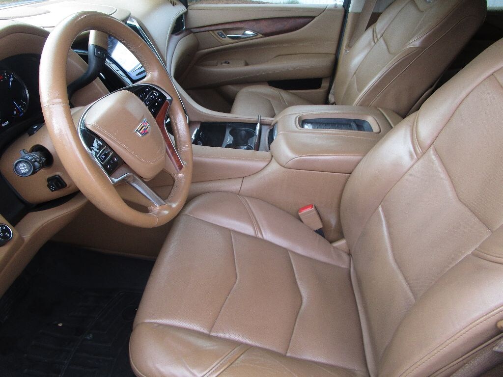 Used 2016 Cadillac Escalade Platinum Sport Utility