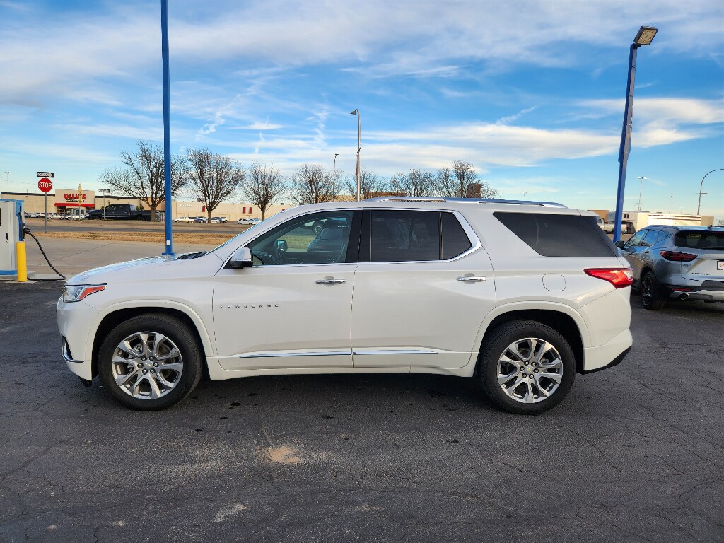 Used 2021 Chevrolet Traverse Premier Sport Utility
