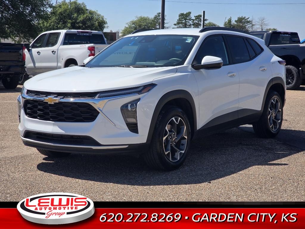 Used 2024 Chevrolet Trax LT SUV