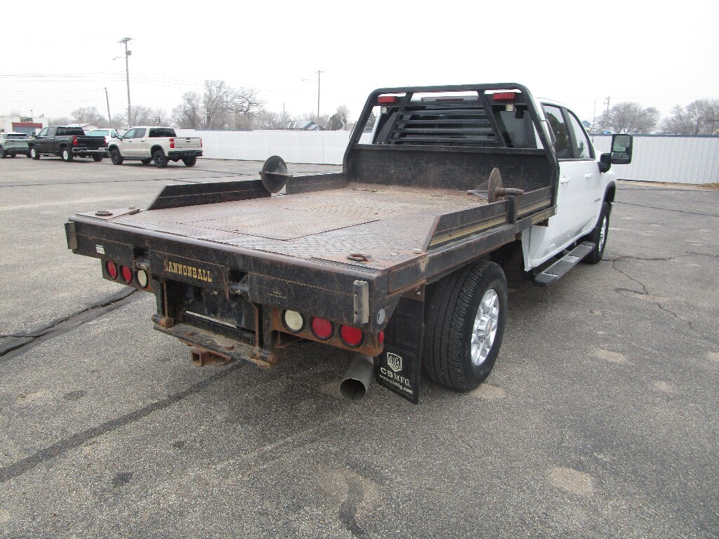 Used 2022 Chevrolet Silverado LT Crew Cab