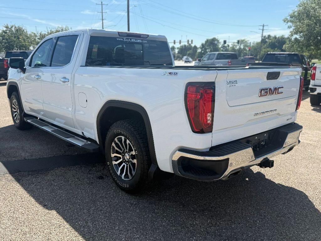 Used 2022 GMC Sierra Limited SLT Crew Cab