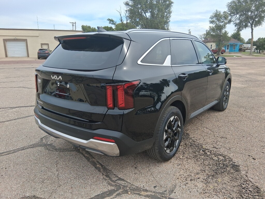 Used 2024 Kia Sorento S SUV