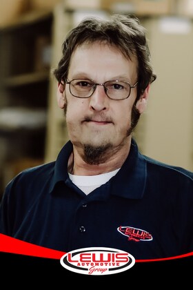 Staff member Mike Craven from ID_8827a9a1539a