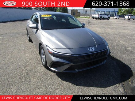 2024 Hyundai Elantra SE Sedan