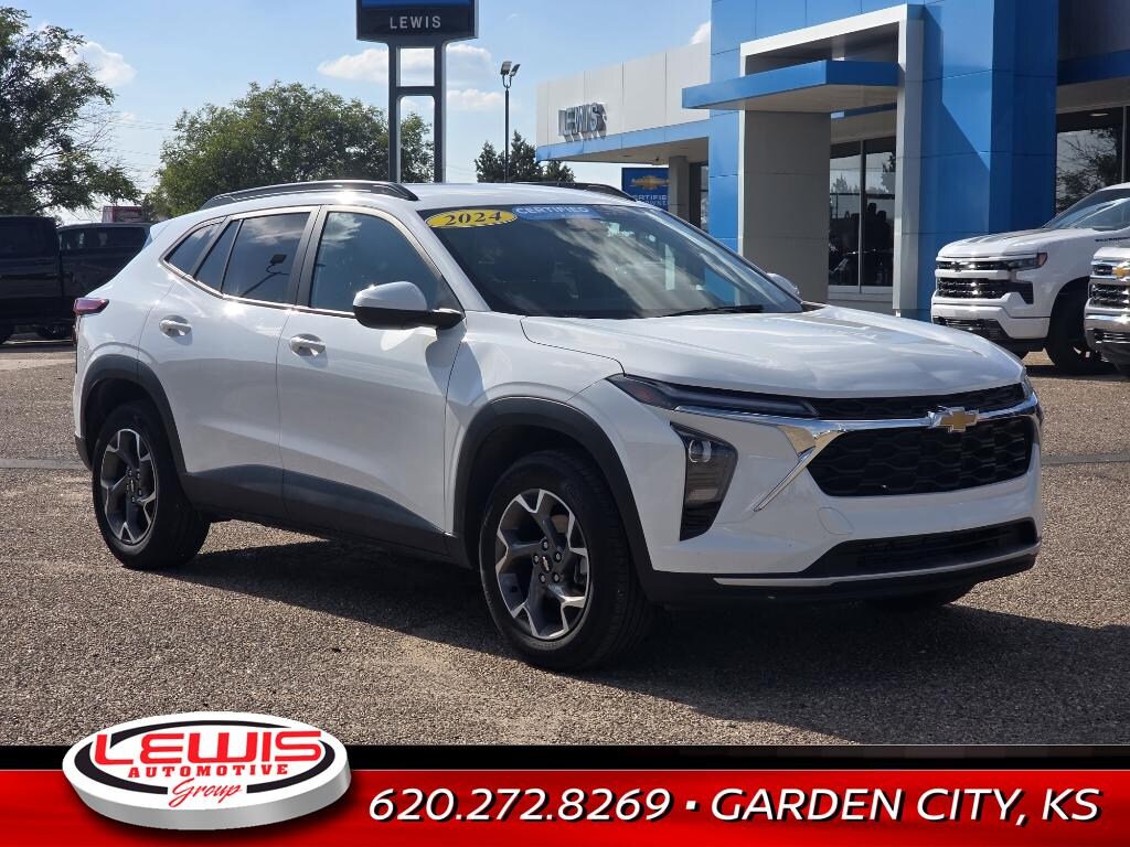 Used 2024 Chevrolet Trax LT SUV